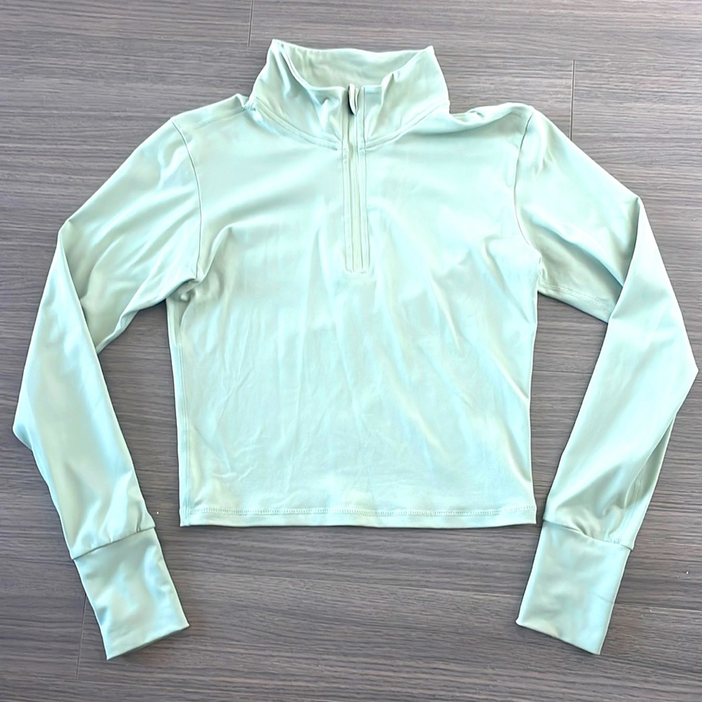 Paragon Cropped Long Sleeve